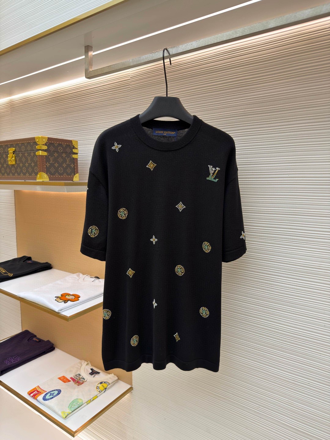 LOUIS VUITTON 路易威登 LV 烫钻提花标识针织短袖 夏季 T恤 黑色 B0 1AJR10