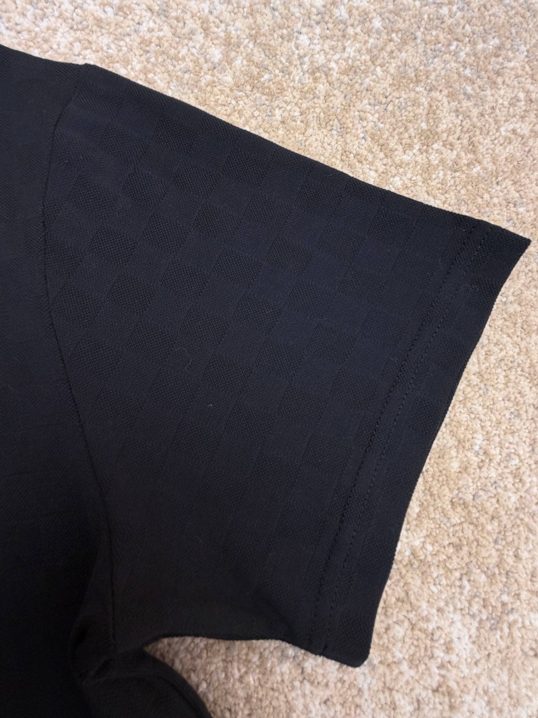 LOUIS VUITTON 路易威登 LV 黑花束暗格圆领针织短袖 夏季 T恤 黑色 A5 1AJRHM