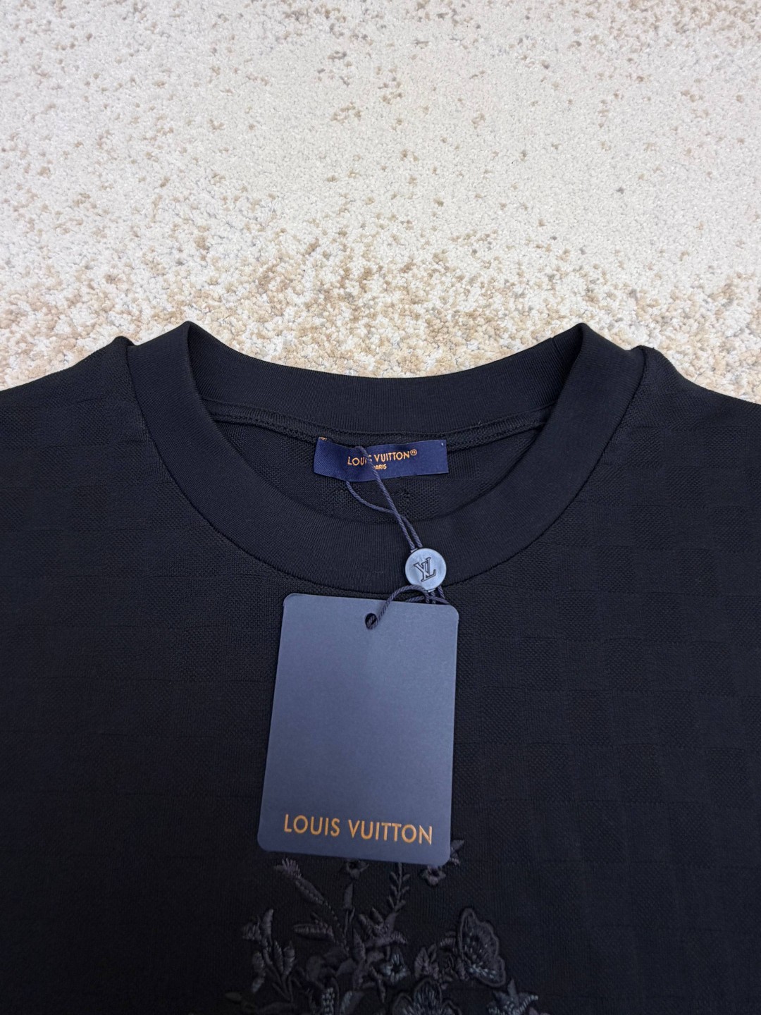 LOUIS VUITTON 路易威登 LV 黑花束暗格圆领针织短袖 夏季 T恤 黑色 A5 1AJRHM