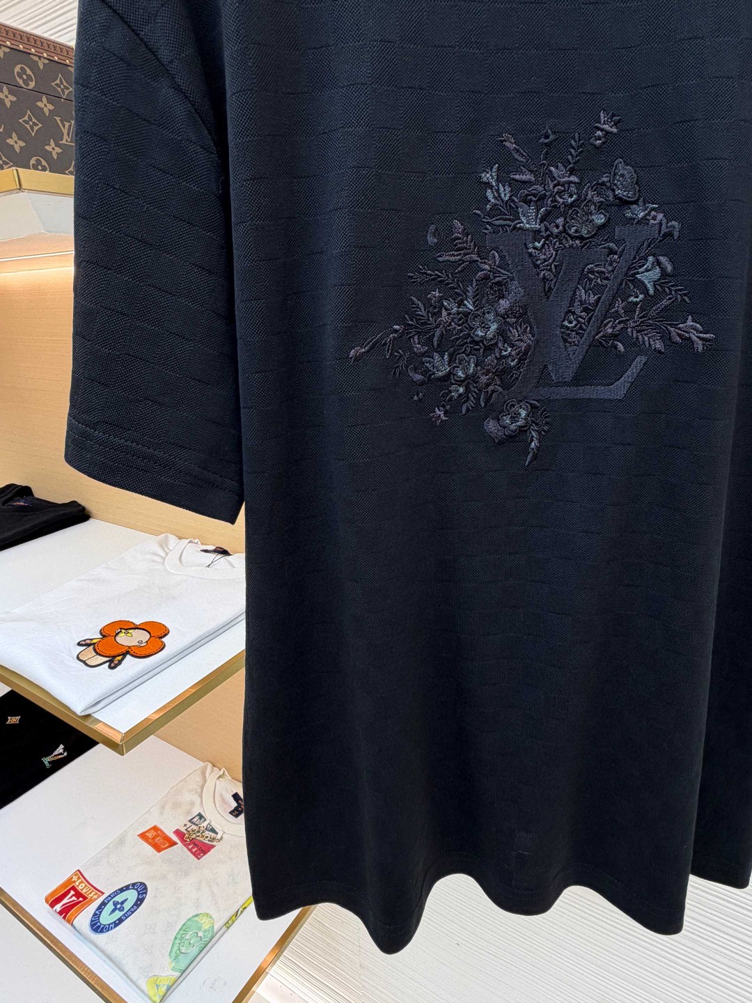 LOUIS VUITTON 路易威登 LV 黑花束暗格圆领针织短袖 夏季 T恤 黑色 A5 1AJRHM