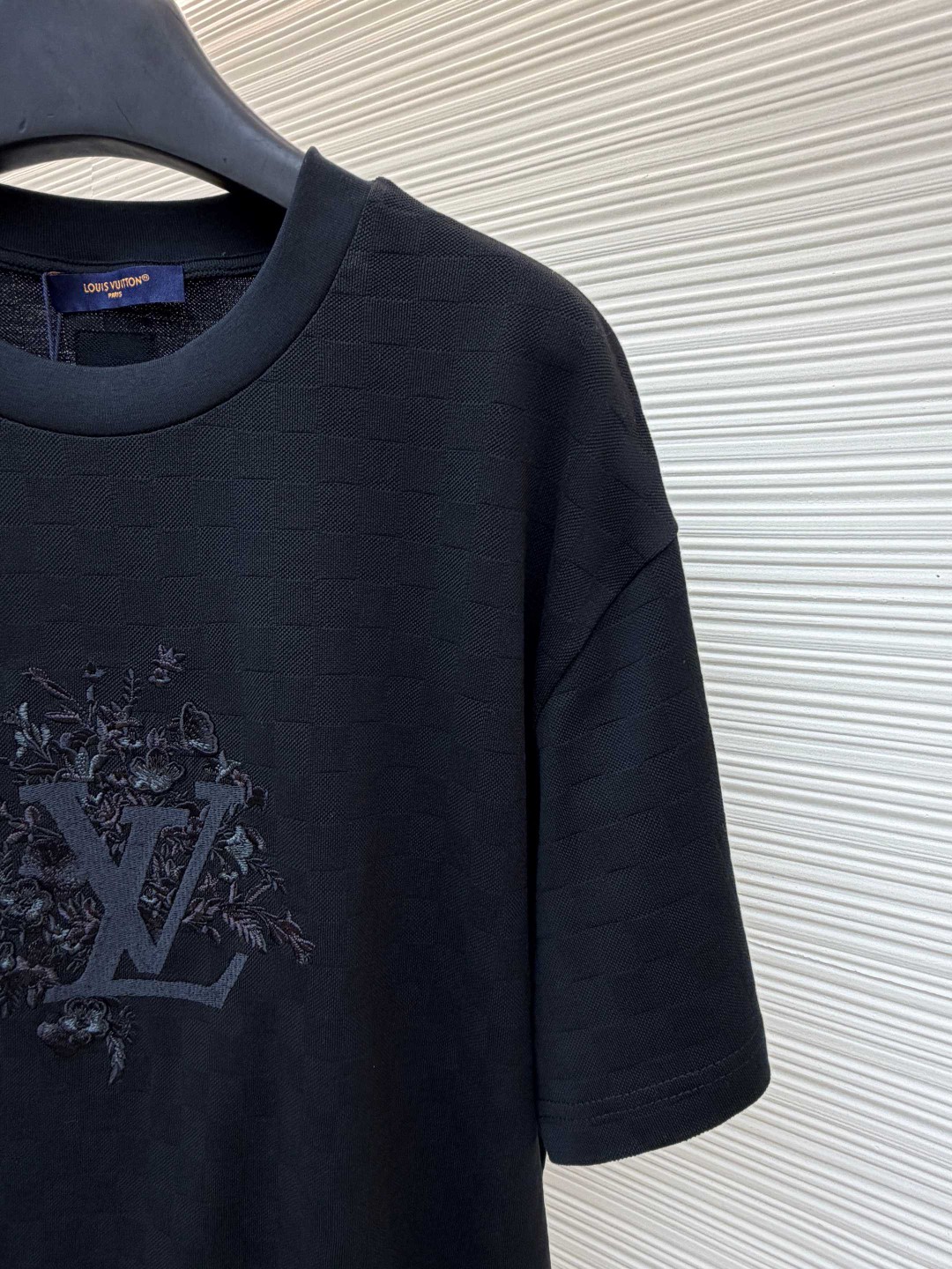 LOUIS VUITTON 路易威登 LV 黑花束暗格圆领针织短袖 夏季 T恤 黑色 A5 1AJRHM
