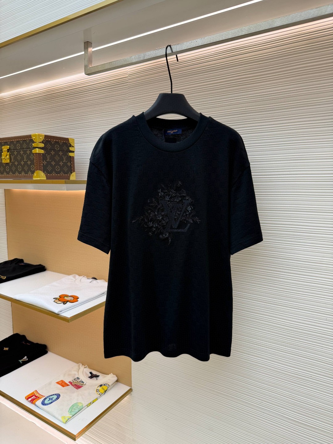 LOUIS VUITTON 路易威登 LV 黑花束暗格圆领针织短袖 夏季 T恤 黑色 A5 1AJRHM