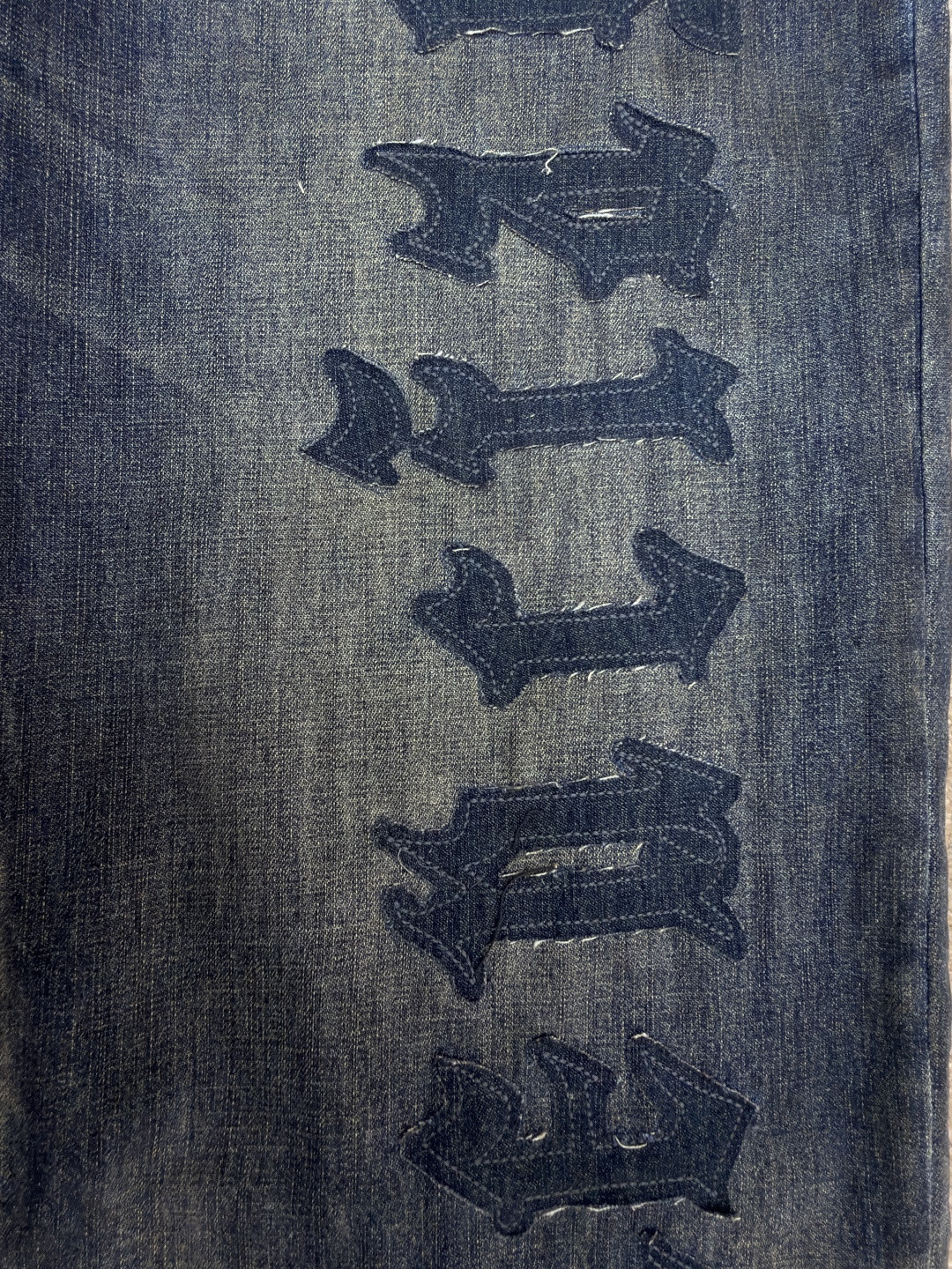 Balenciaga 巴黎世家 标识贴饰做旧牛仔裤 长裤 裤子 蓝色 C0 857216TTW661505