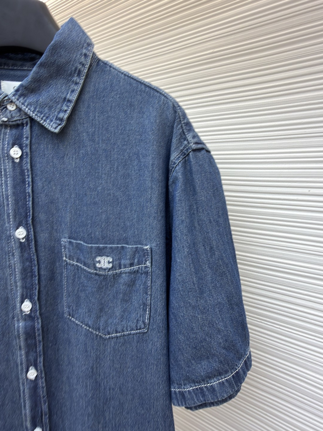 CELINE 赛琳 刺绣牛仔衬衫 外套 短袖 夏款 蓝色 A7 RC0D7208I-07UO