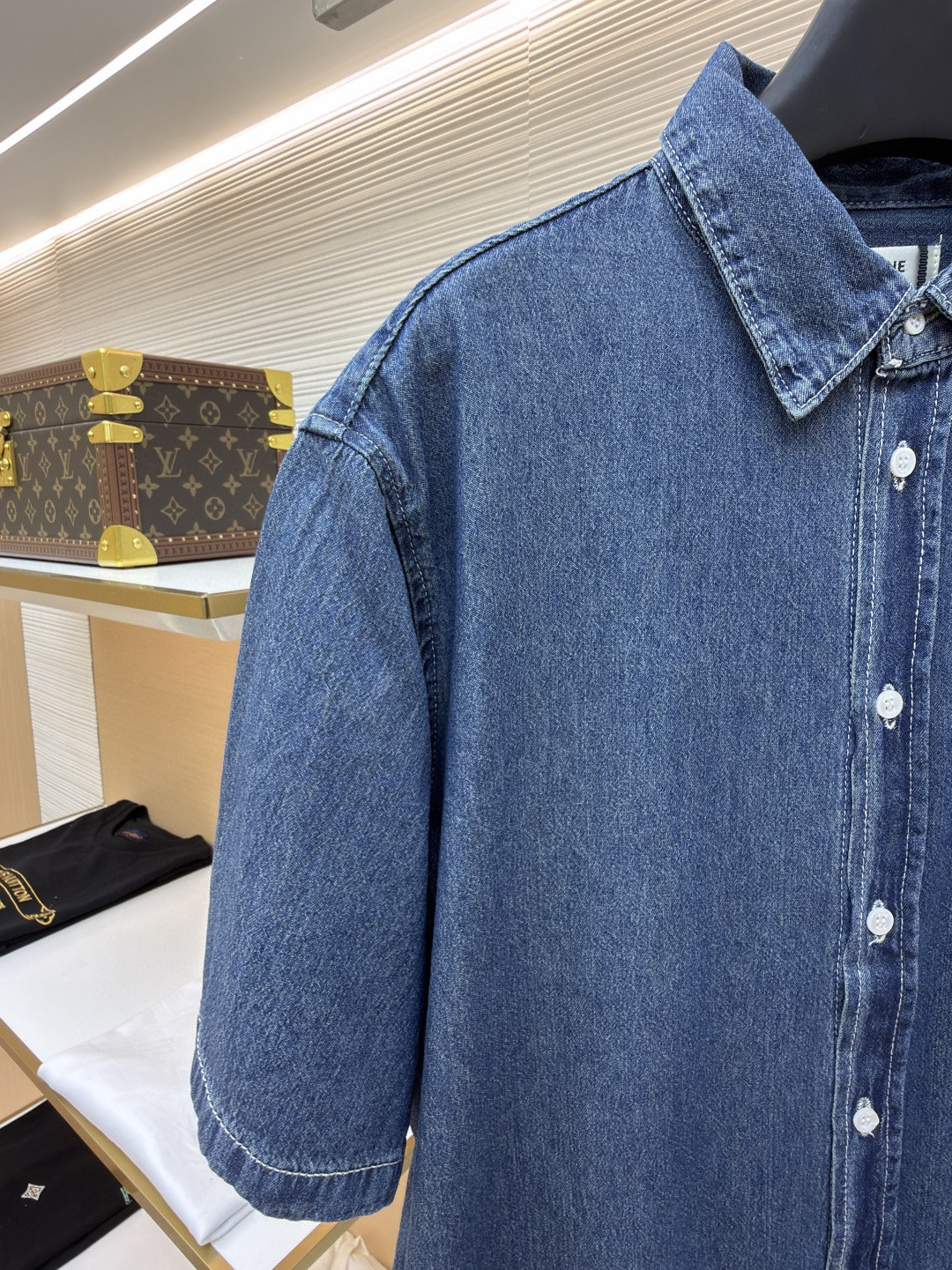 CELINE 赛琳 刺绣牛仔衬衫 外套 短袖 夏款 蓝色 A7 RC0D7208I-07UO