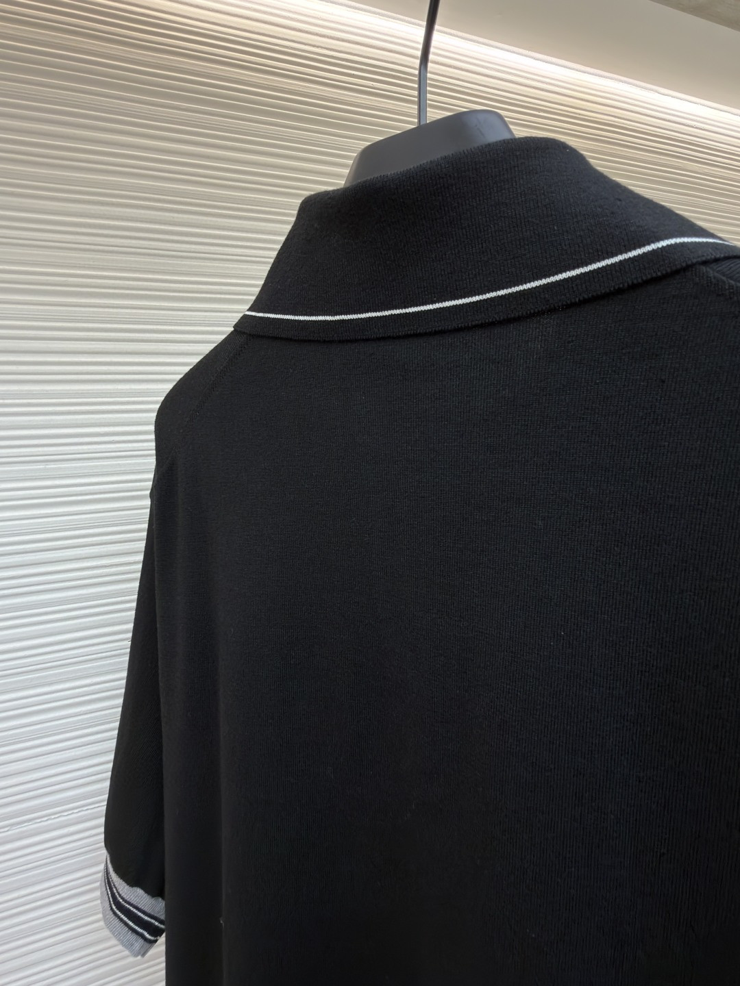 PRADA 普拉达 三角徽标半拉链针织Polo衫 短袖 T恤 蓝黑色 A25 UMB488-12D8-F0002-S-231