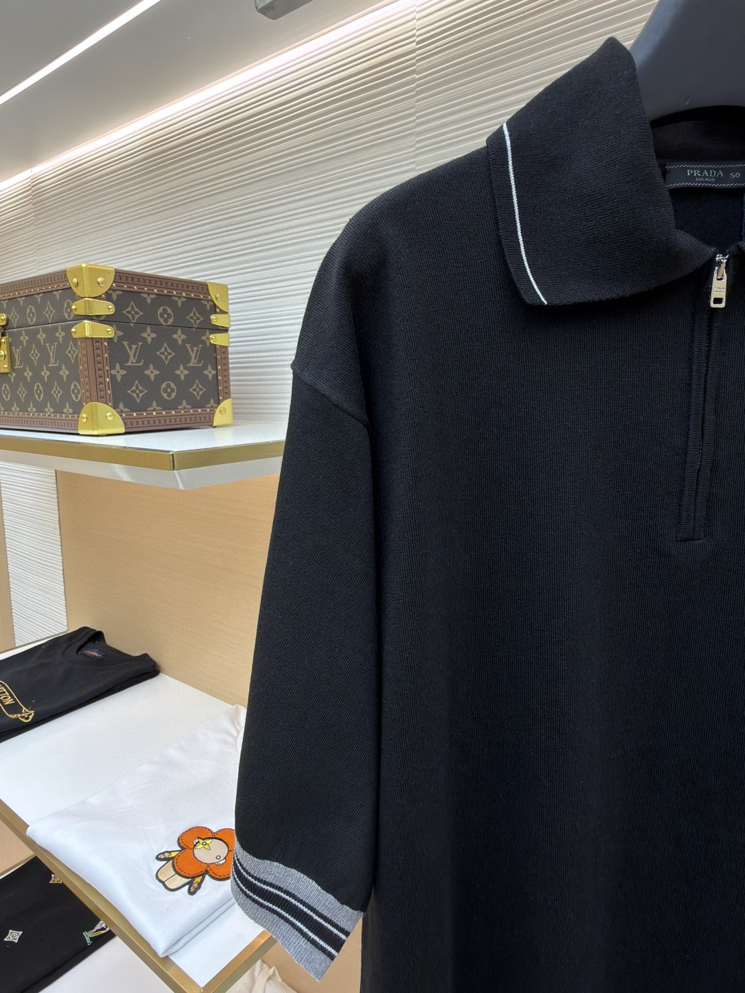 PRADA 普拉达 三角徽标半拉链针织Polo衫 短袖 T恤 蓝黑色 A25 UMB488-12D8-F0002-S-231