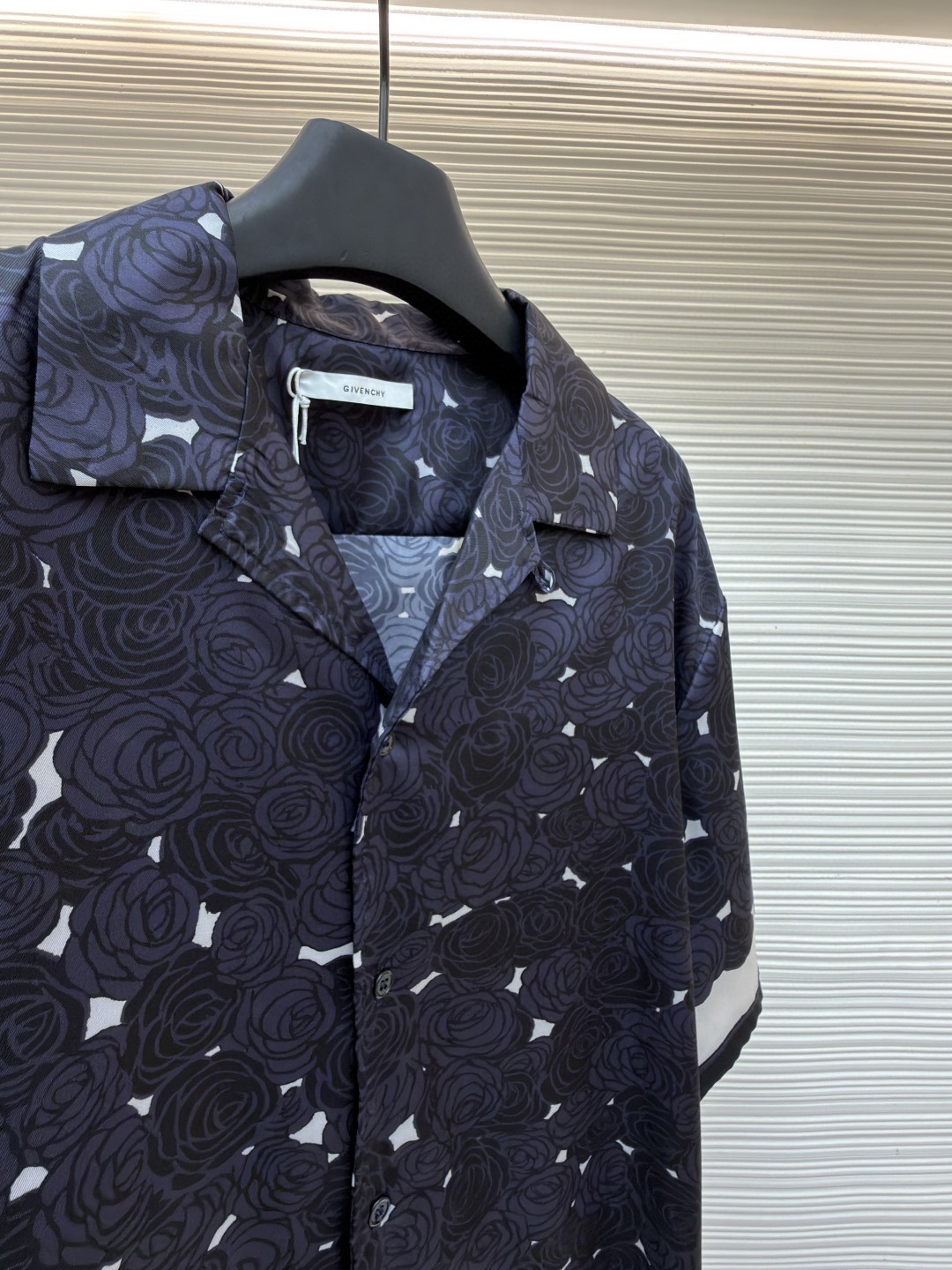 Givenchy 纪梵希 暗夜玫瑰印花短袖衬衫 蓝色 B0 BM616J16DN-499