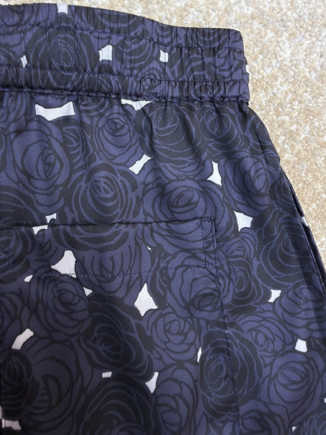 Givenchy 纪梵希 暗夜玫瑰印花松紧腰休闲裤 运动裤 短裤 五分裤 蓝色 B0 BM51MT16DN-499