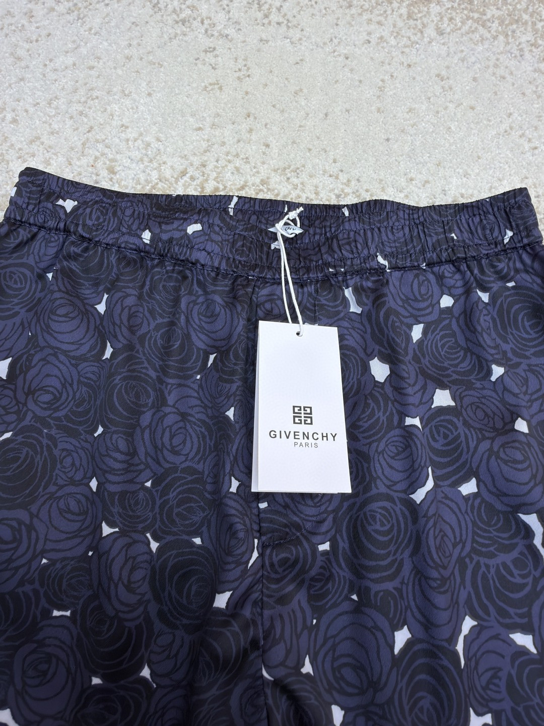 Givenchy 纪梵希 暗夜玫瑰印花松紧腰休闲裤 运动裤 短裤 五分裤 蓝色 B0 BM51MT16DN-499