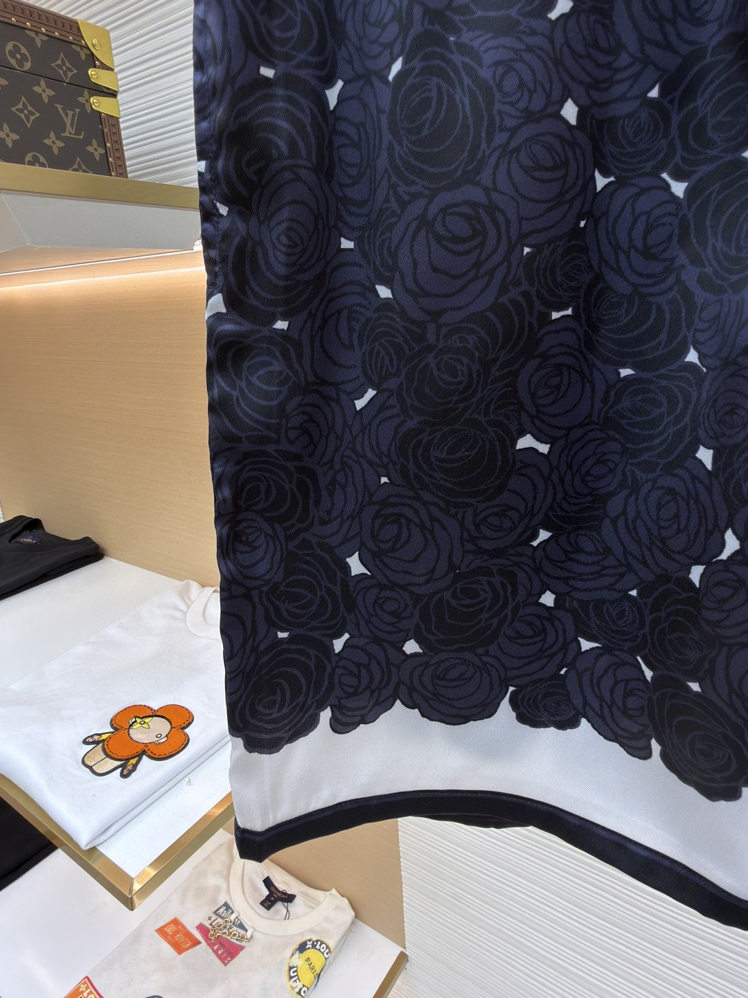 Givenchy 纪梵希 暗夜玫瑰印花松紧腰休闲裤 运动裤 短裤 五分裤 蓝色 B0 BM51MT16DN-499