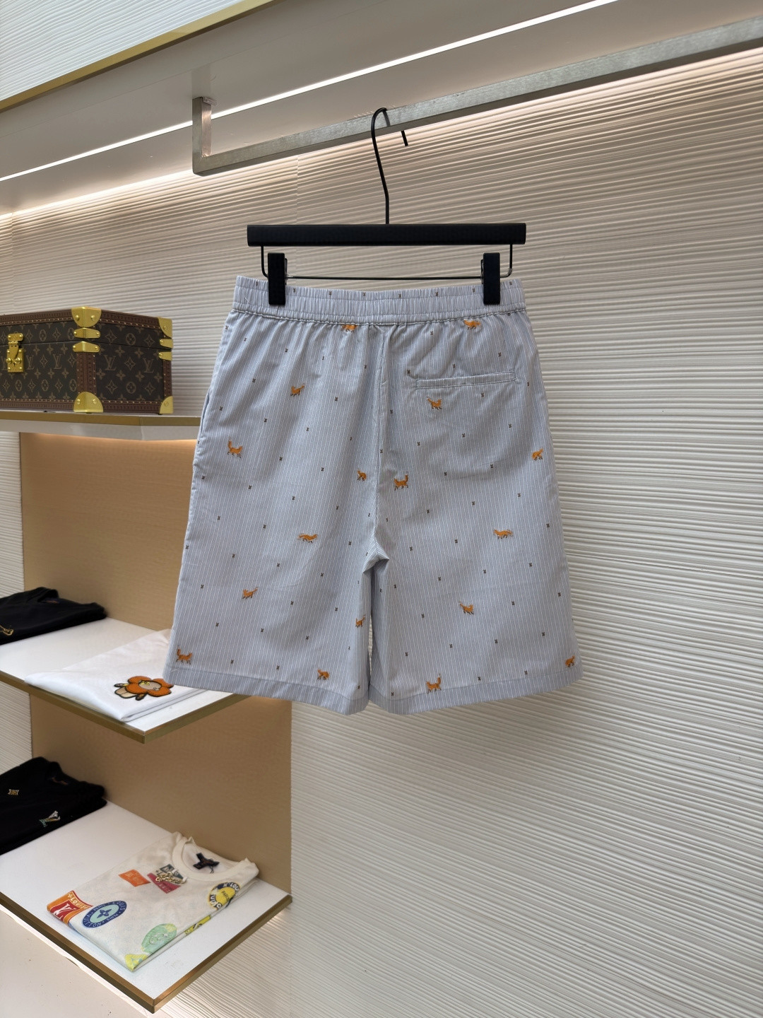 LOUIS VUITTON 路易威登 LV 狐狸刺绣条纹松紧腰短裤 休闲裤 裤子 五分裤 蓝色 B0