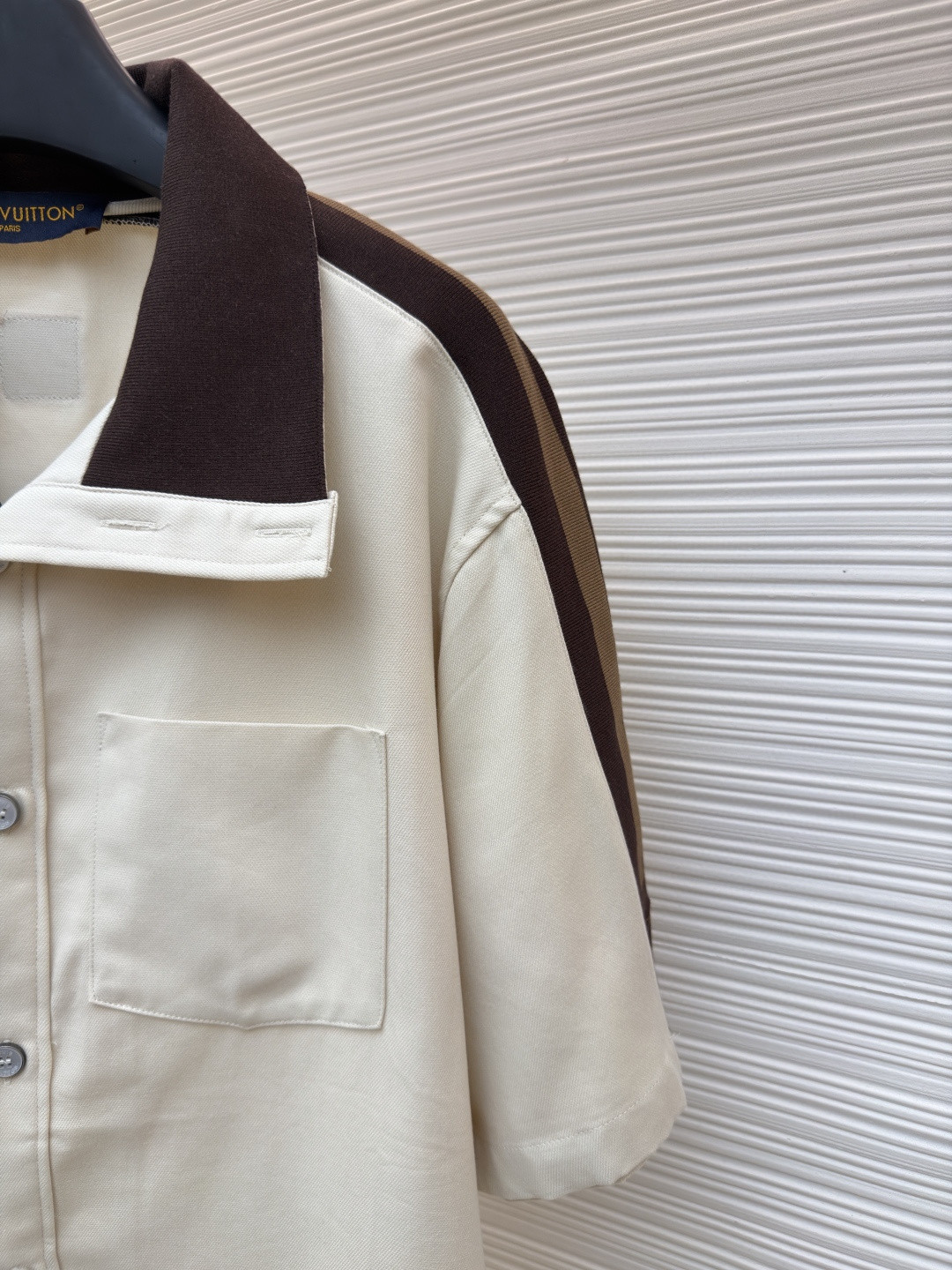 LOUIS VUITTON 路易威登 条纹撞色短袖衬衫 白色 B0 1AJRF1