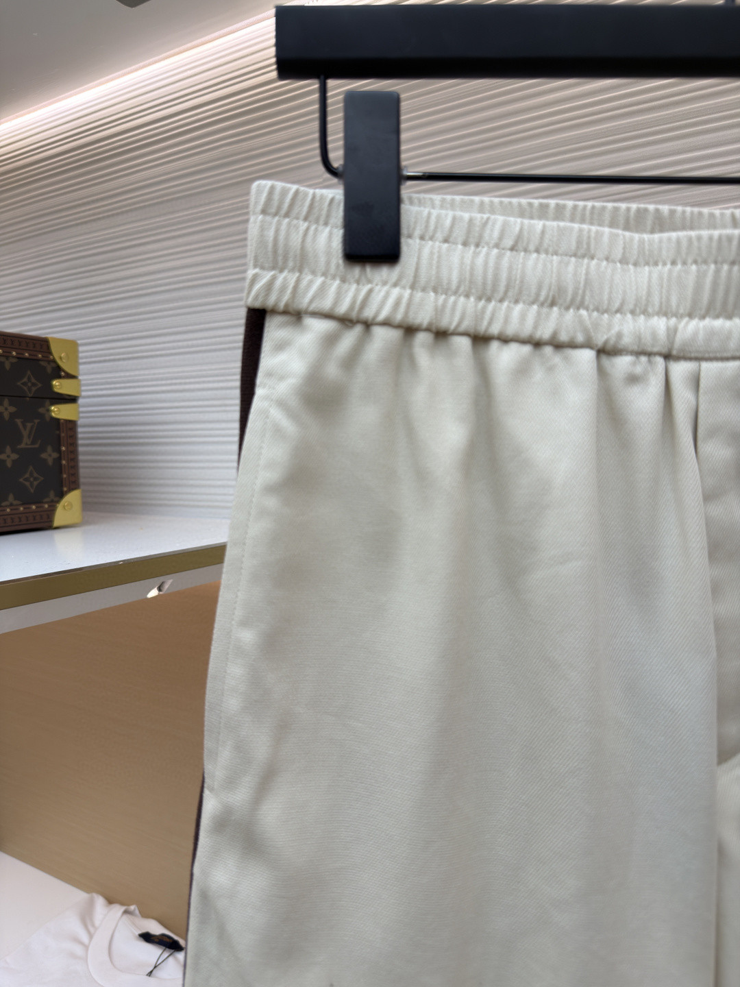 LOUIS VUITTON 路易威登 LV 条纹撞色松紧腰短裤 休闲裤 裤子 五分裤 白色 B0 