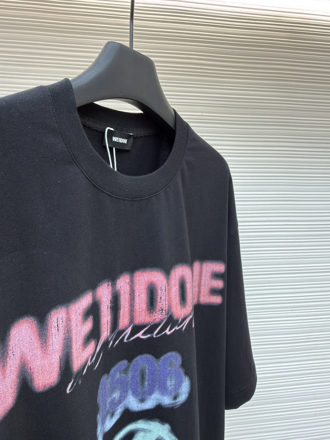 WE11DONE 彩色喷绘圆领短袖 T恤 夏季 白色 黑色 A0 WD-TT0-26-757-U-WH