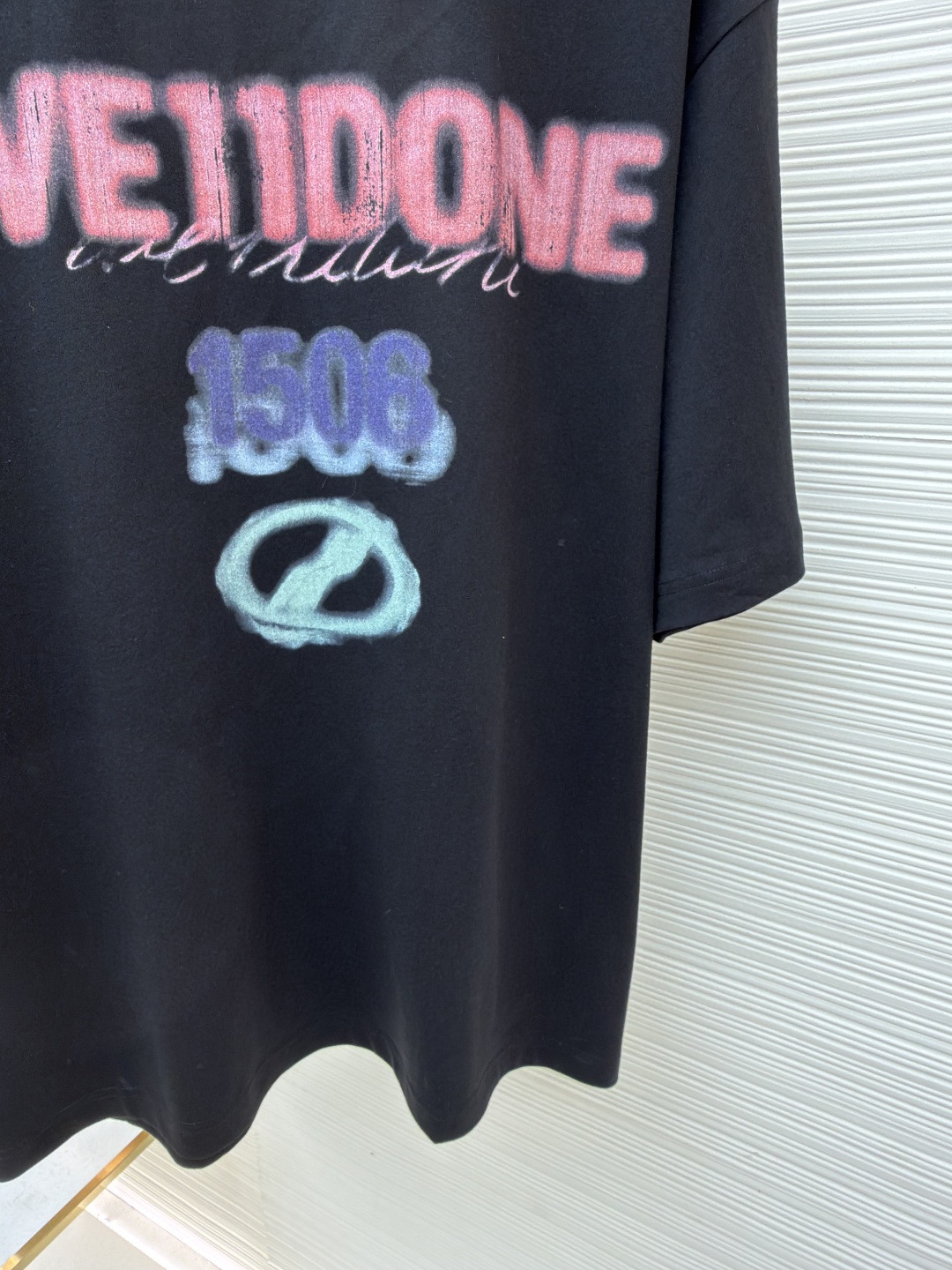 WE11DONE 彩色喷绘圆领短袖 T恤 夏季 白色 黑色 A0 WD-TT0-26-757-U-WH