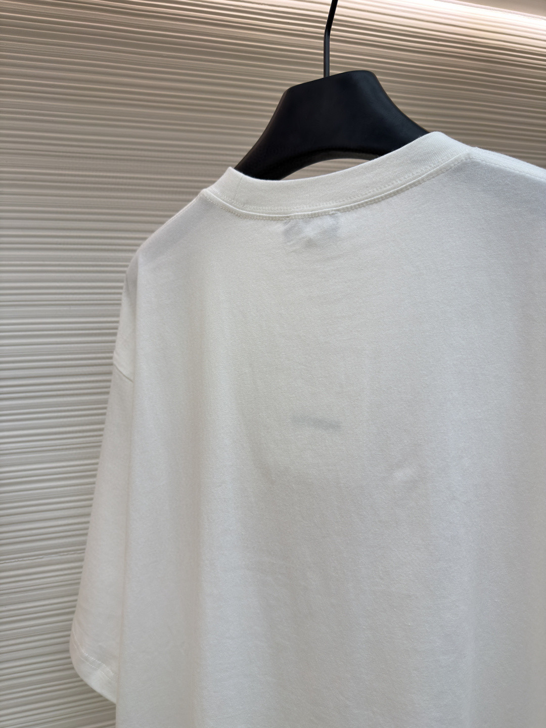 WE11DONE 彩色喷绘圆领短袖 T恤 夏季 白色 黑色 A0 WD-TT0-26-757-U-WH