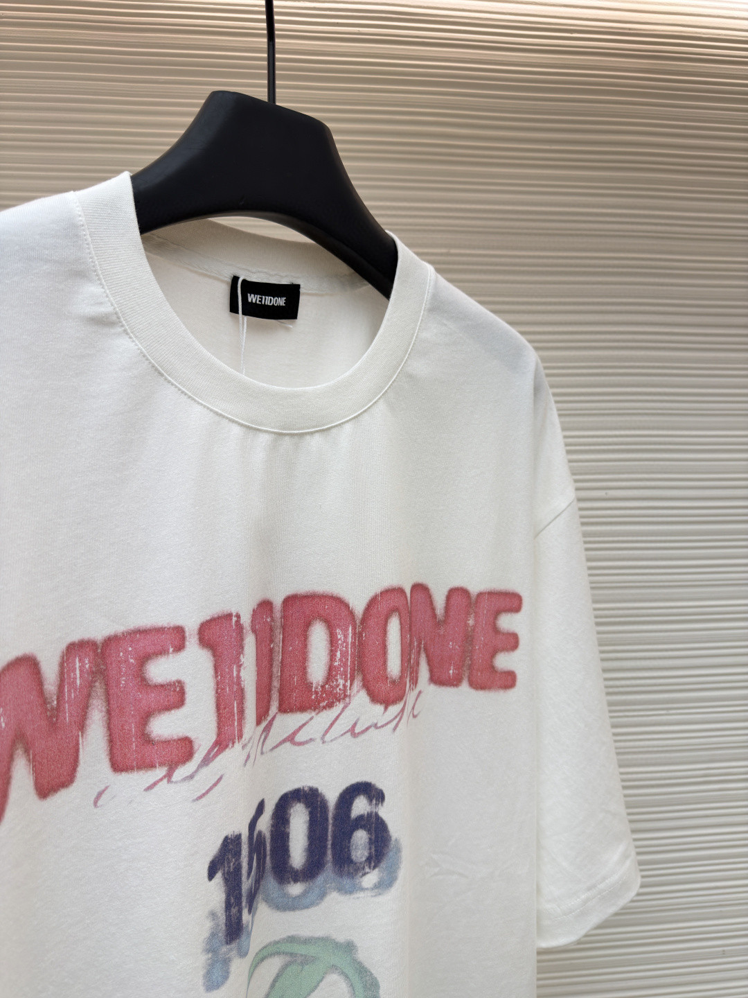WE11DONE 彩色喷绘圆领短袖 T恤 夏季 白色 黑色 A0 WD-TT0-26-757-U-WH