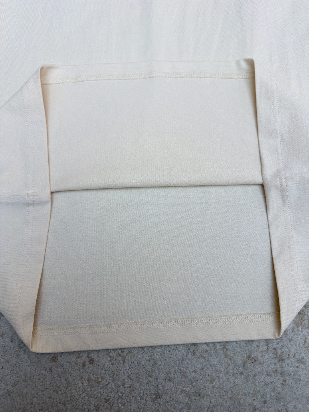 AMIPARIS Ami 爱心刺绣圆领短袖 T恤 夏季 杏色 卡其黄 A0 