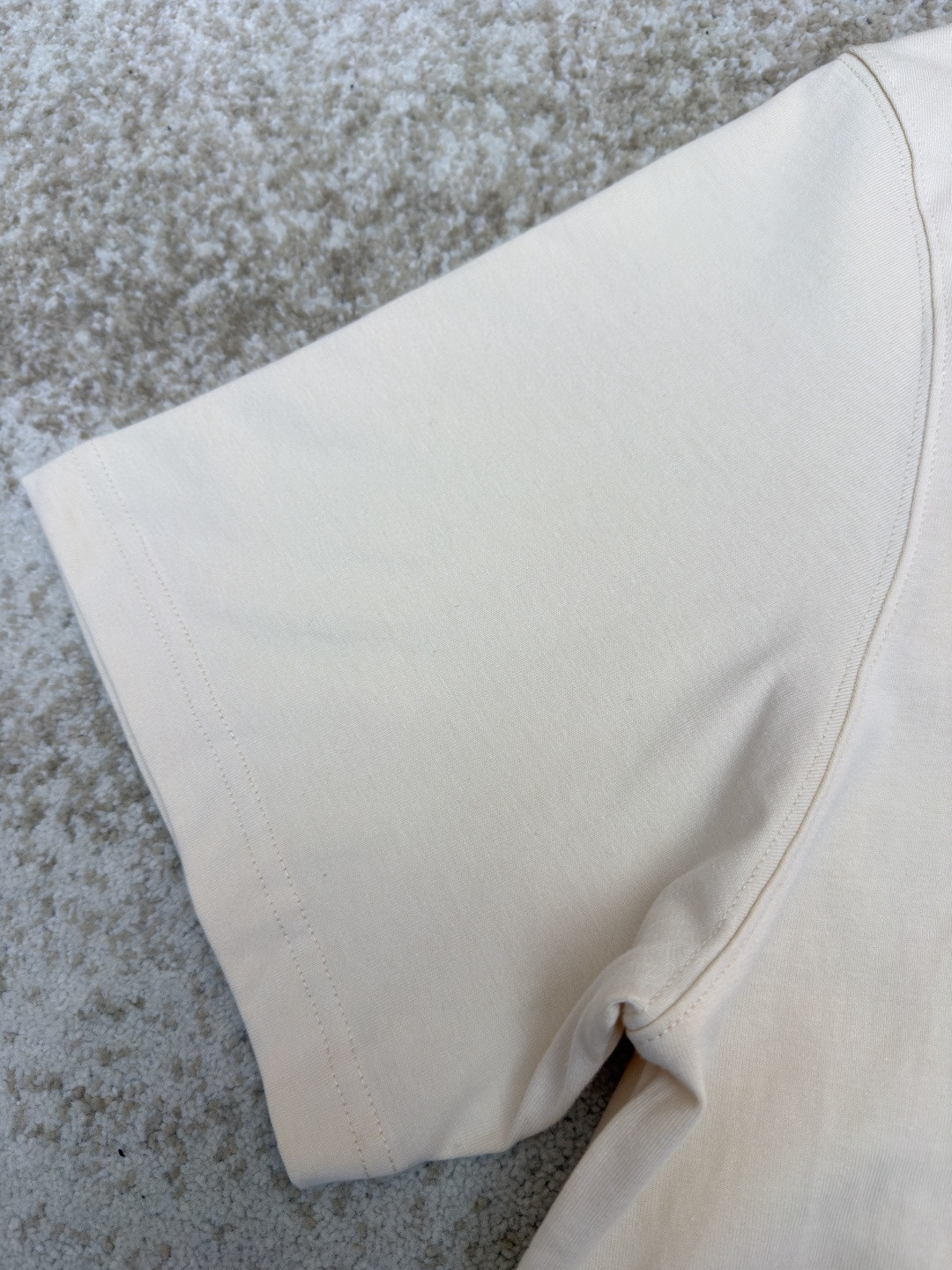 AMIPARIS Ami 爱心刺绣圆领短袖 T恤 夏季 杏色 卡其黄 A0 