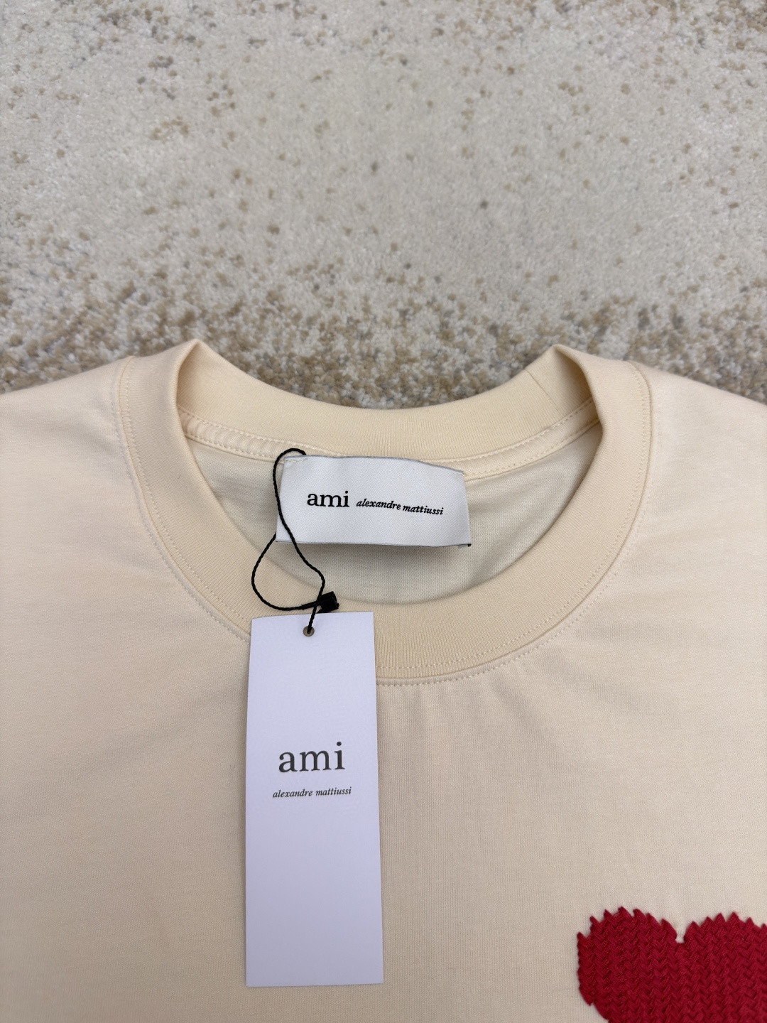 AMIPARIS Ami 爱心刺绣圆领短袖 T恤 夏季 杏色 卡其黄 A0 