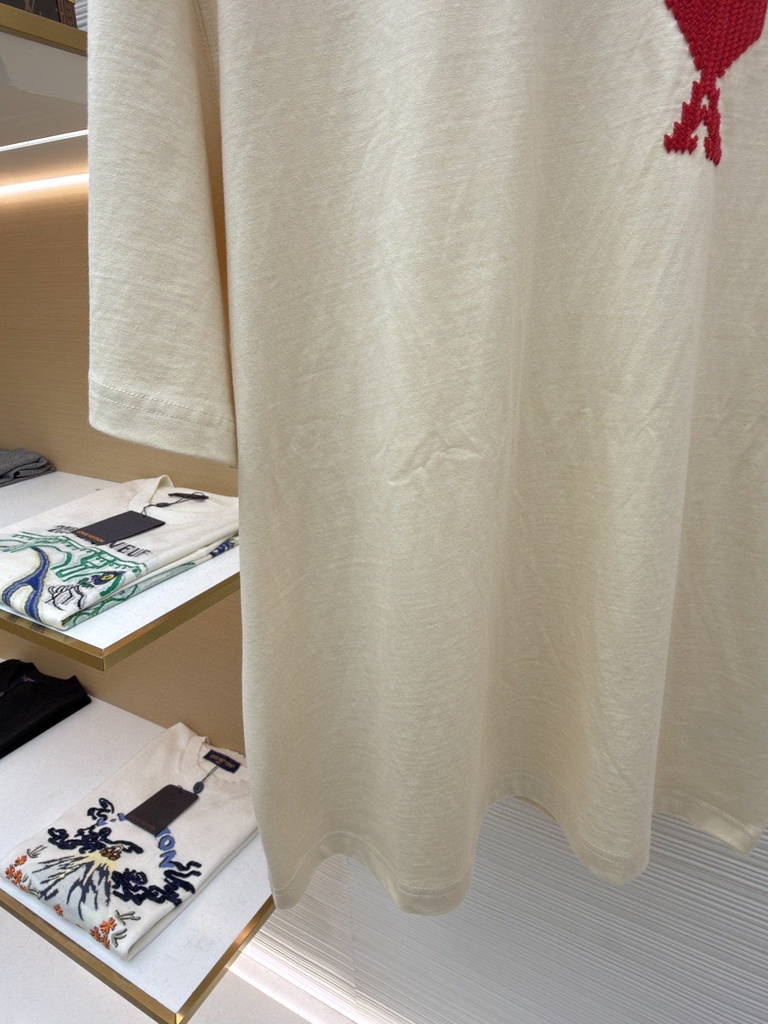 AMIPARIS Ami 爱心刺绣圆领短袖 T恤 夏季 杏色 卡其黄 A0 