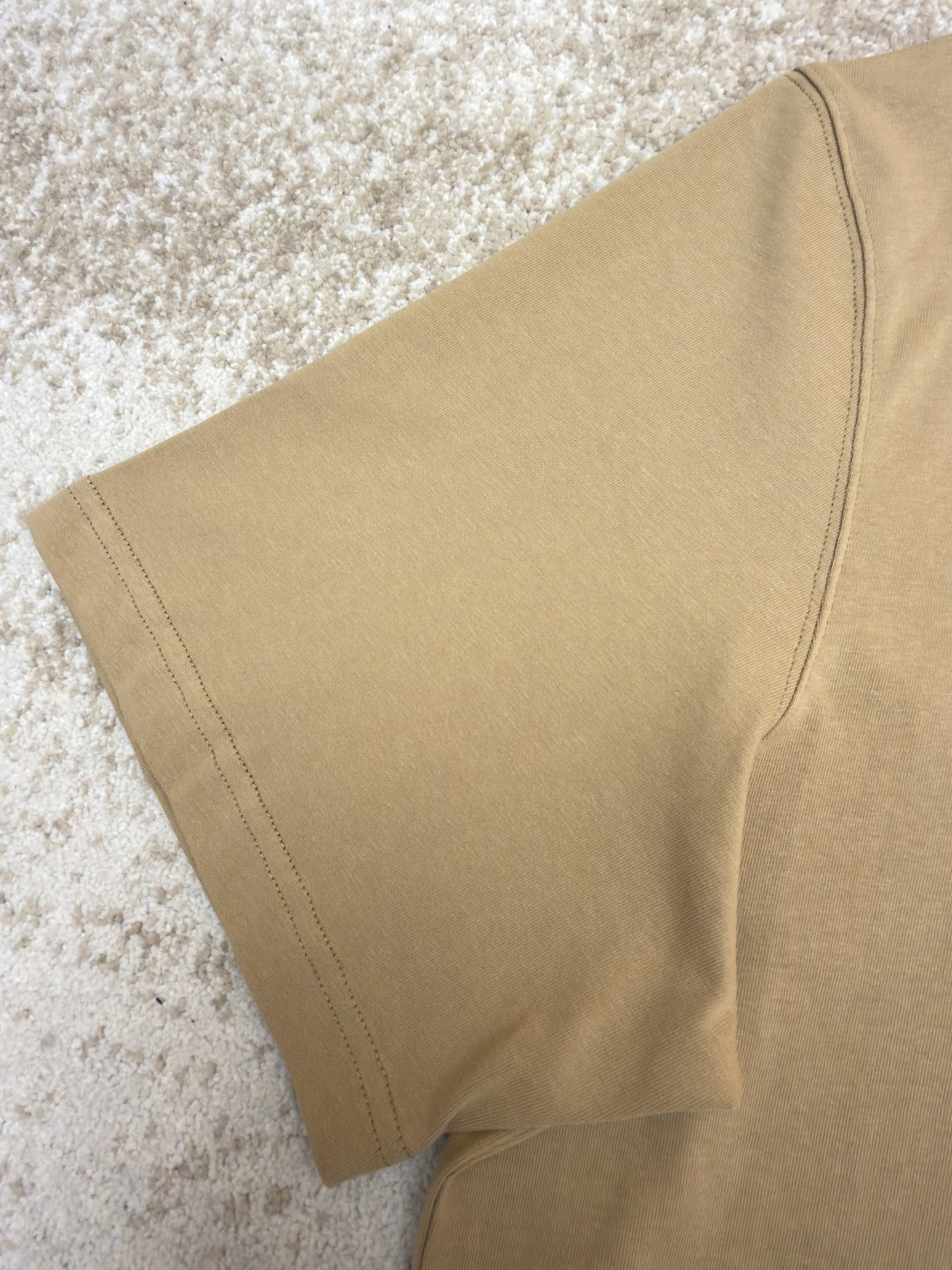 AMIPARIS Ami 爱心刺绣圆领短袖 T恤 夏季 杏色 卡其黄 A0 