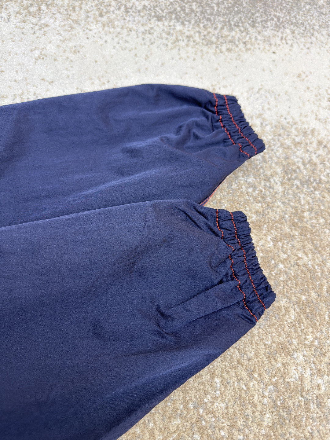 Bottega Veneta 缝线撞色连帽风衣外套 夹克 长袖 海军蓝 C0 793715-VF4K0-4121    