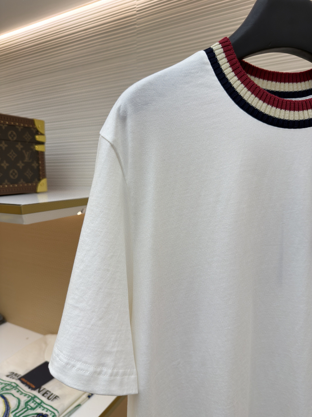 Moncler 蒙口 针织领口标识圆领短袖 T恤 夏季 白色 藏蓝色 红色 A0 K20918C0002289AJS034