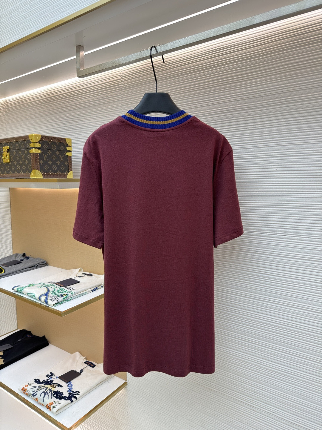 Moncler 蒙口 针织领口标识圆领短袖 T恤 夏季 白色 藏蓝色 红色 A0 K20918C0002289AJS034