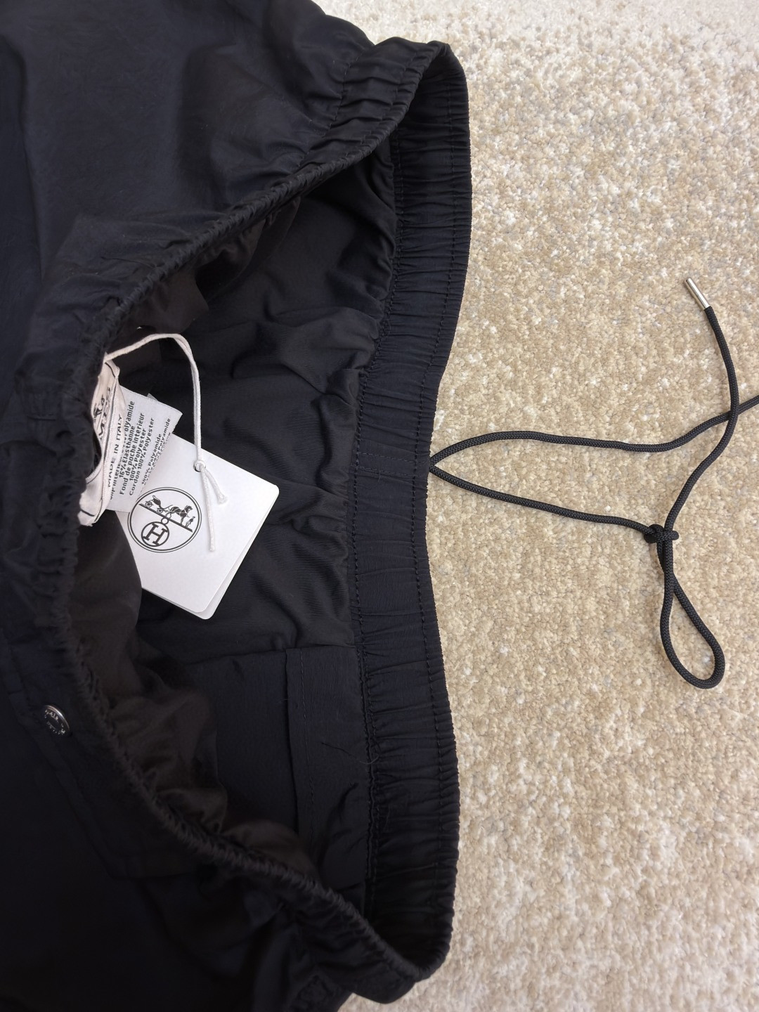 HERMES 爱马仕 遇水显化抽绳速干短裤 休闲裤 裤子 黑色 灰色 藏蓝色 A5