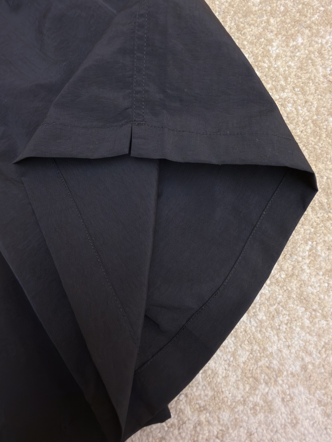 HERMES 爱马仕 遇水显化抽绳速干短裤 休闲裤 裤子 黑色 灰色 藏蓝色 A5