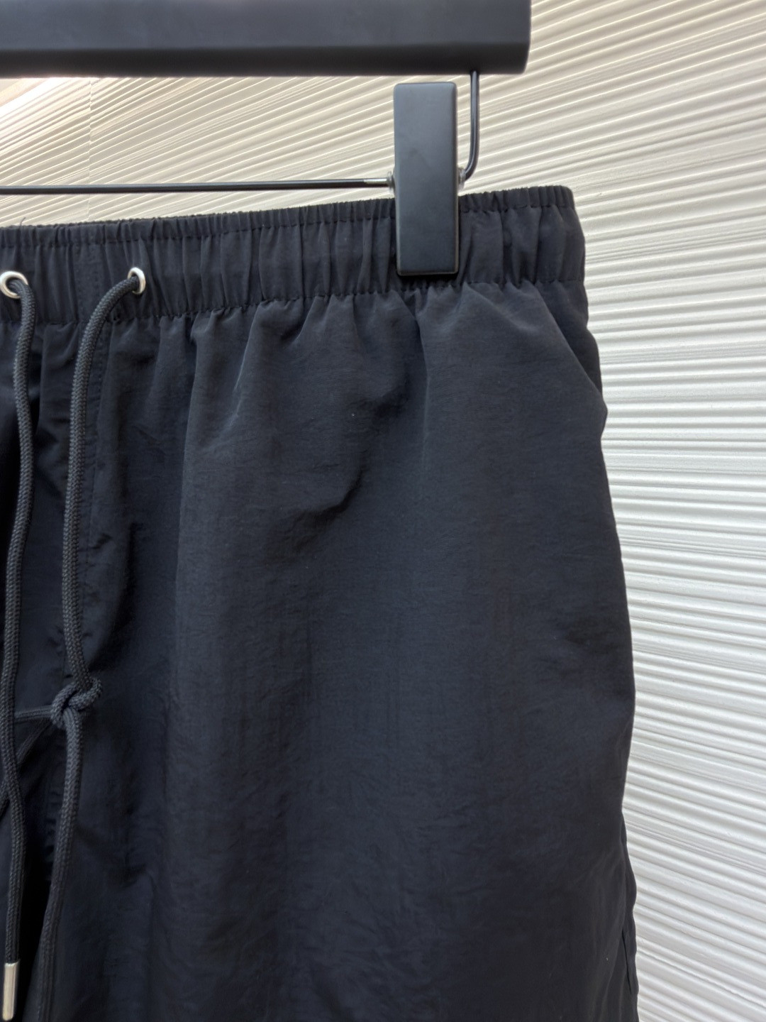 HERMES 爱马仕 遇水显化抽绳速干短裤 休闲裤 裤子 黑色 灰色 藏蓝色 A5