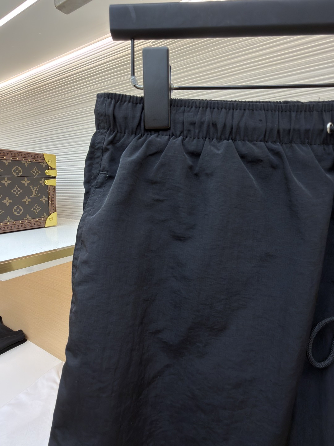 HERMES 爱马仕 遇水显化抽绳速干短裤 休闲裤 裤子 黑色 灰色 藏蓝色 A5