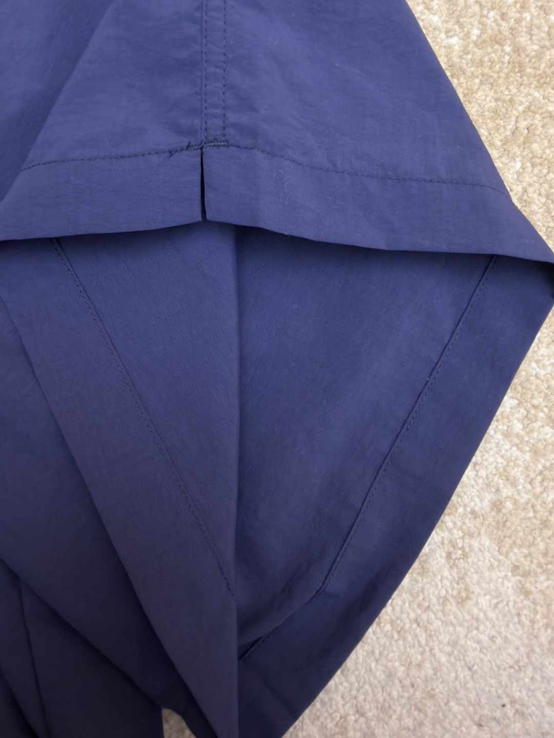 HERMES 爱马仕 遇水显化抽绳速干短裤 休闲裤 裤子 黑色 灰色 藏蓝色 A5