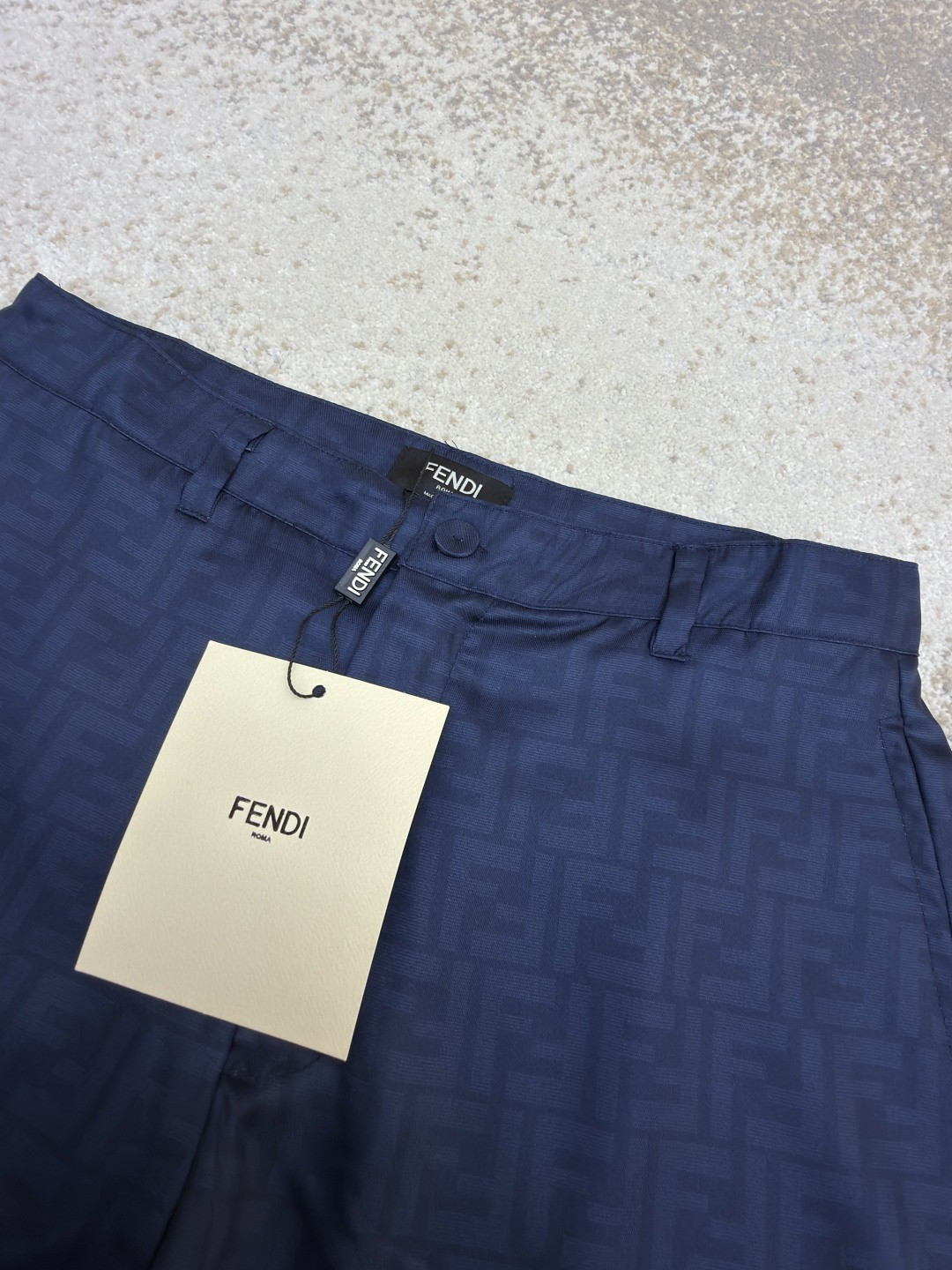 Fendi 芬迪 全幅FF短裤 休闲裤 五分裤 裤子 蓝色 B0 FB1014AKEEF0H5A