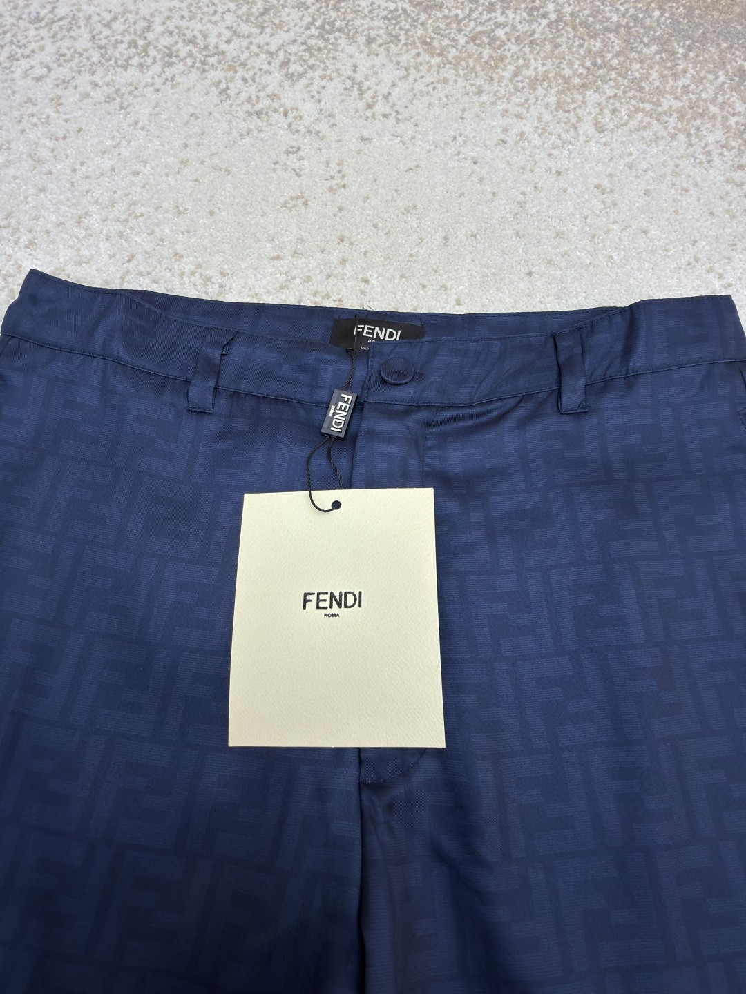Fendi 芬迪 全幅FF短裤 休闲裤 五分裤 裤子 蓝色 B0 FB1014AKEEF0H5A