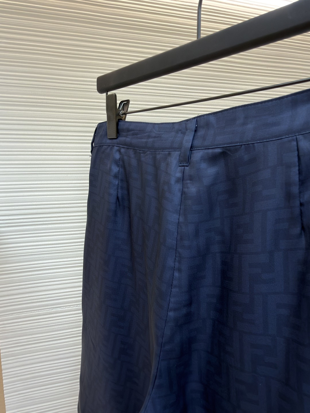 Fendi 芬迪 全幅FF短裤 休闲裤 五分裤 裤子 蓝色 B0 FB1014AKEEF0H5A