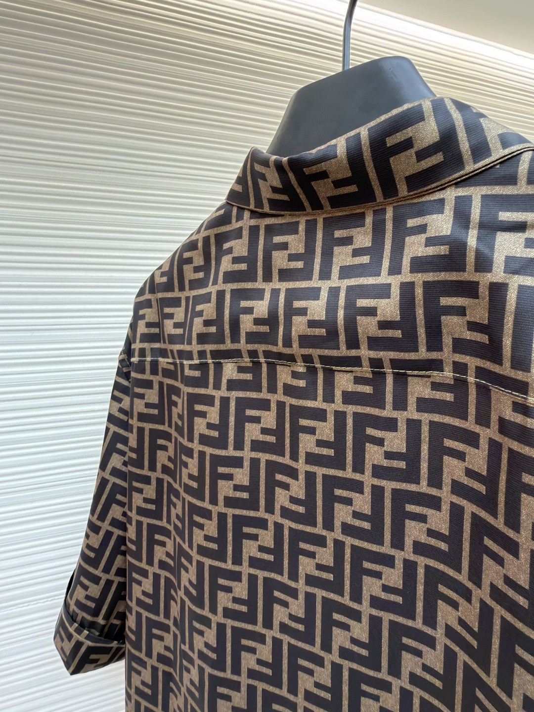 FENDI 芬迪 全幅FF衬衫 短袖 外套 夏季 棕色 B0 FS0795AKEEF1440