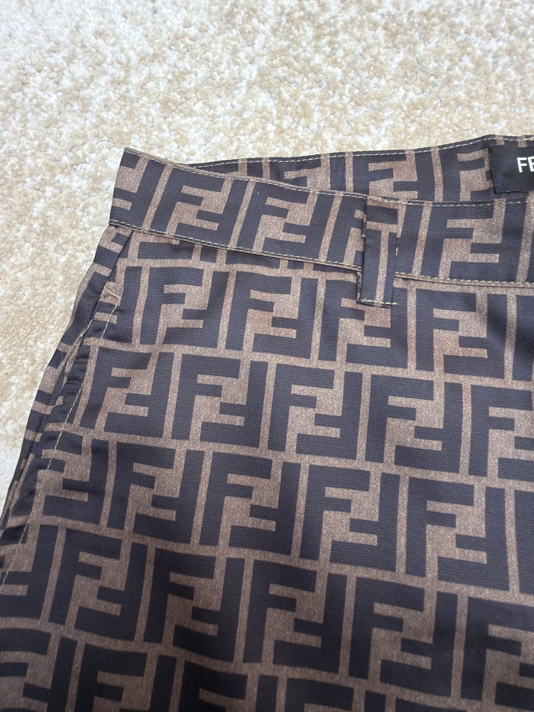 Fendi 芬迪 全幅FF短裤 休闲裤 五分裤 裤子 棕色 B0