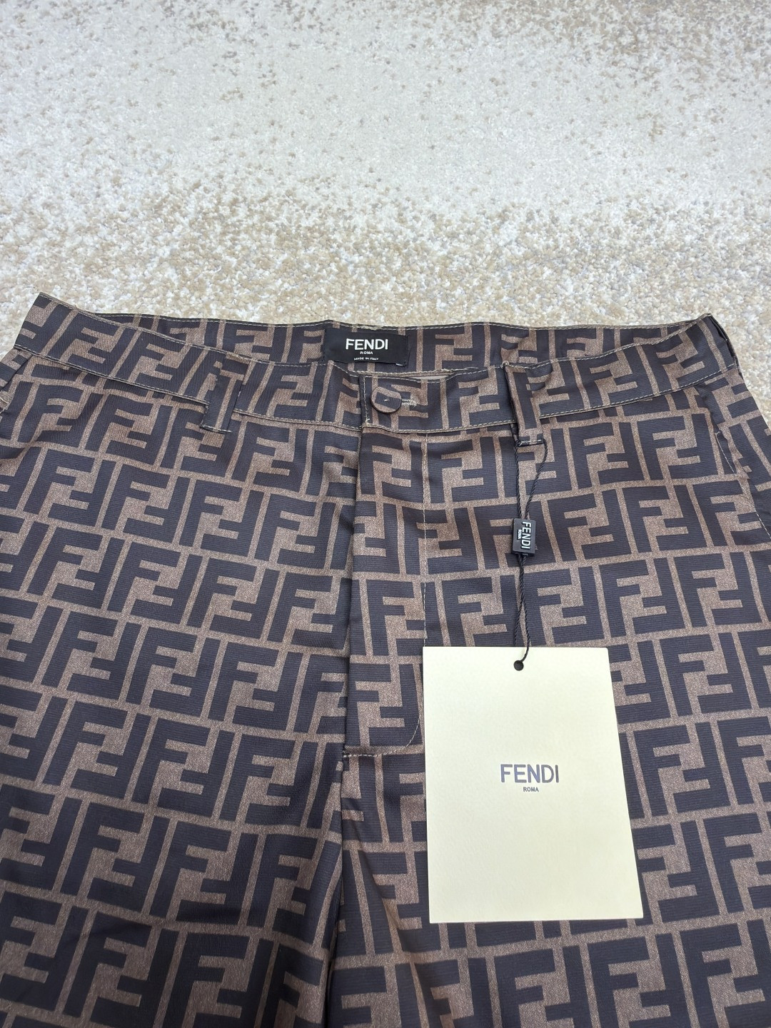 Fendi 芬迪 全幅FF短裤 休闲裤 五分裤 裤子 棕色 B0