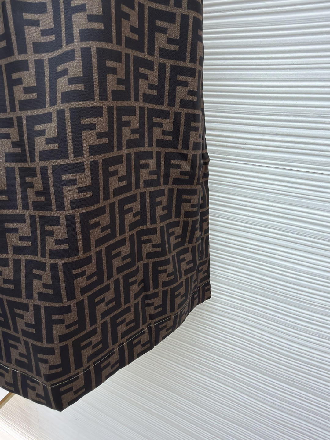 Fendi 芬迪 全幅FF短裤 休闲裤 五分裤 裤子 棕色 B0