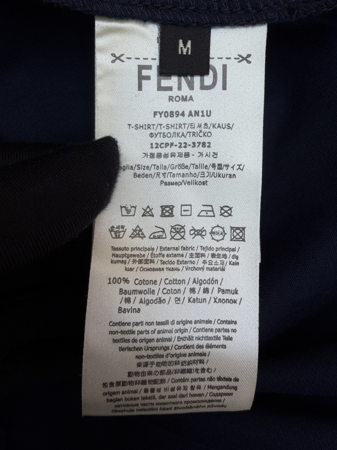 FENDI 芬迪 裁线刺绣圆领短袖 T恤 夏款 白色 黑藏蓝色 A2 FY0936B05OF0H0G