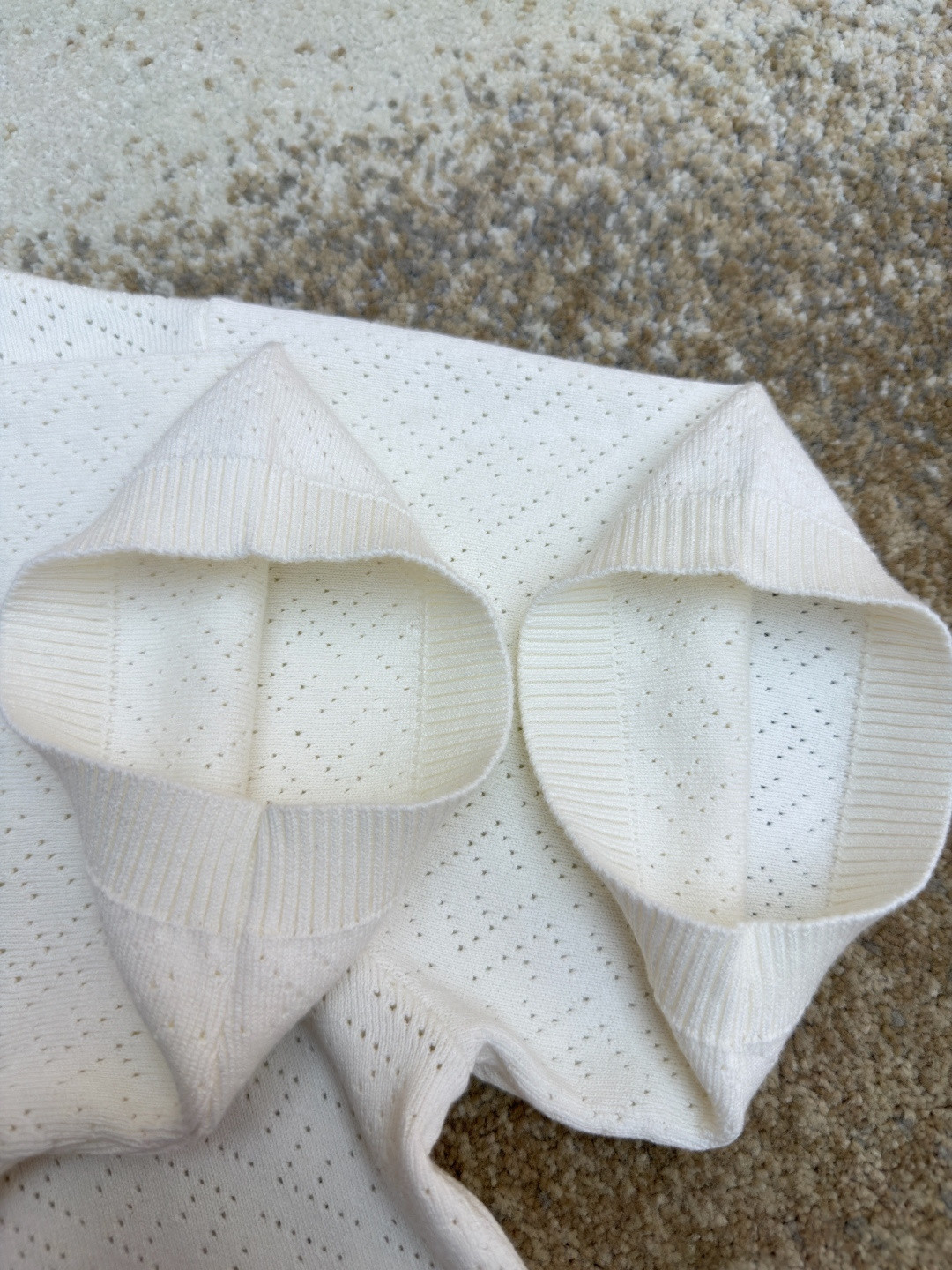FENDI 芬迪 老钱风镂空针织Polo衫 针织衫 短袖 白色 藏蓝色 B0 FZC162B04UF0QA2
