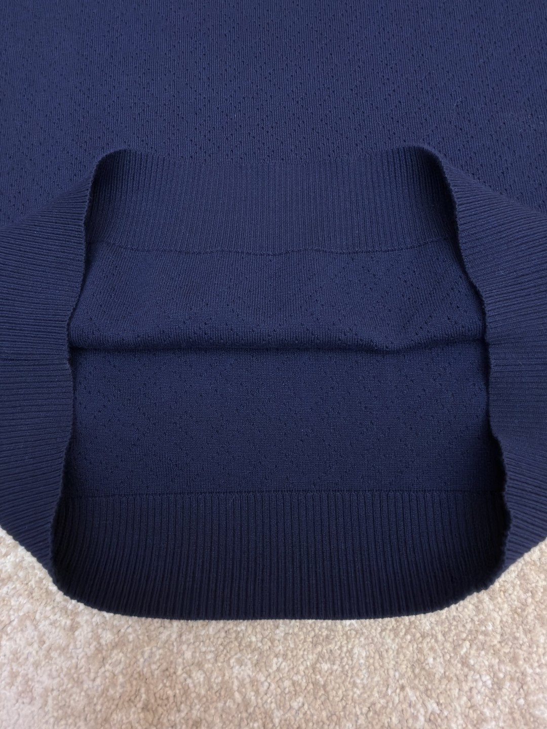 FENDI 芬迪 老钱风镂空针织Polo衫 针织衫 短袖 白色 藏蓝色 B0 FZC162B04UF0QA2
