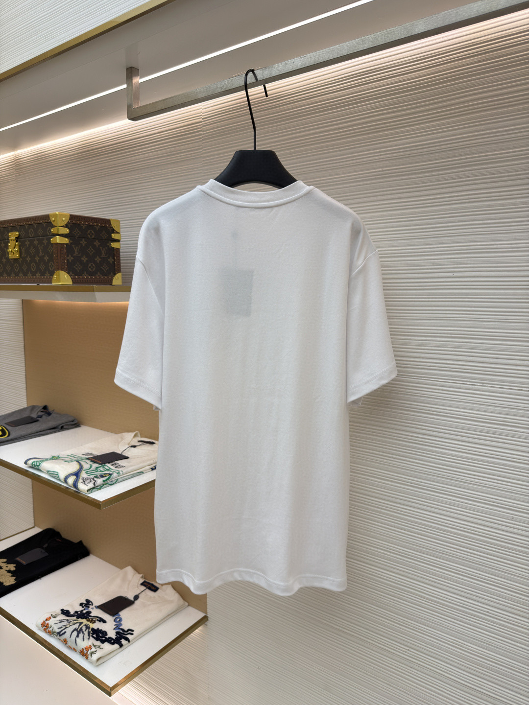 LOUIS VUITTON 路易威登 LV 牙刷绣公仔圆领短袖 T恤 夏款 白色 A0