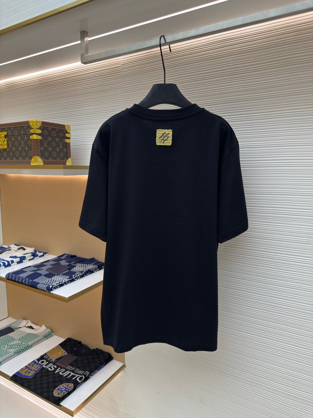 LOUIS VUITTON 路易威登 LV 拉菲草字母刺绣圆领短袖 T恤 夏款 白色 黑色 A0 1AHW89