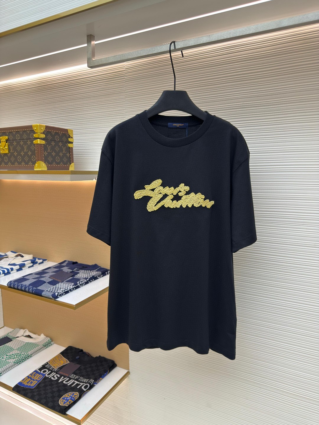 LOUIS VUITTON 路易威登 LV 拉菲草字母刺绣圆领短袖 T恤 夏款 白色 黑色 A0 1AHW89