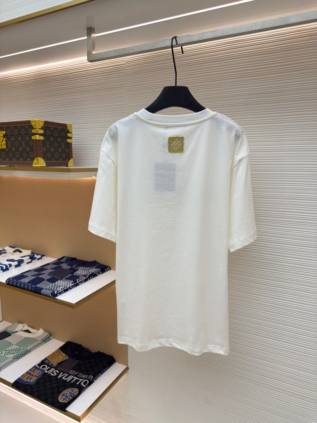 LOUIS VUITTON 路易威登 LV 拉菲草字母刺绣圆领短袖 T恤 夏款 白色 黑色 A0 1AHW89