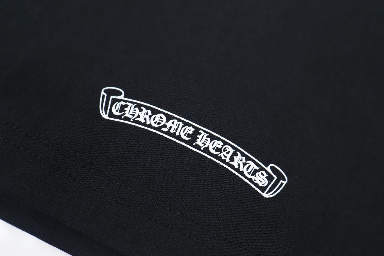Chrome Hearts CH 克罗心 梵文粉字圆领短袖 T恤 白色 黑色 A0  